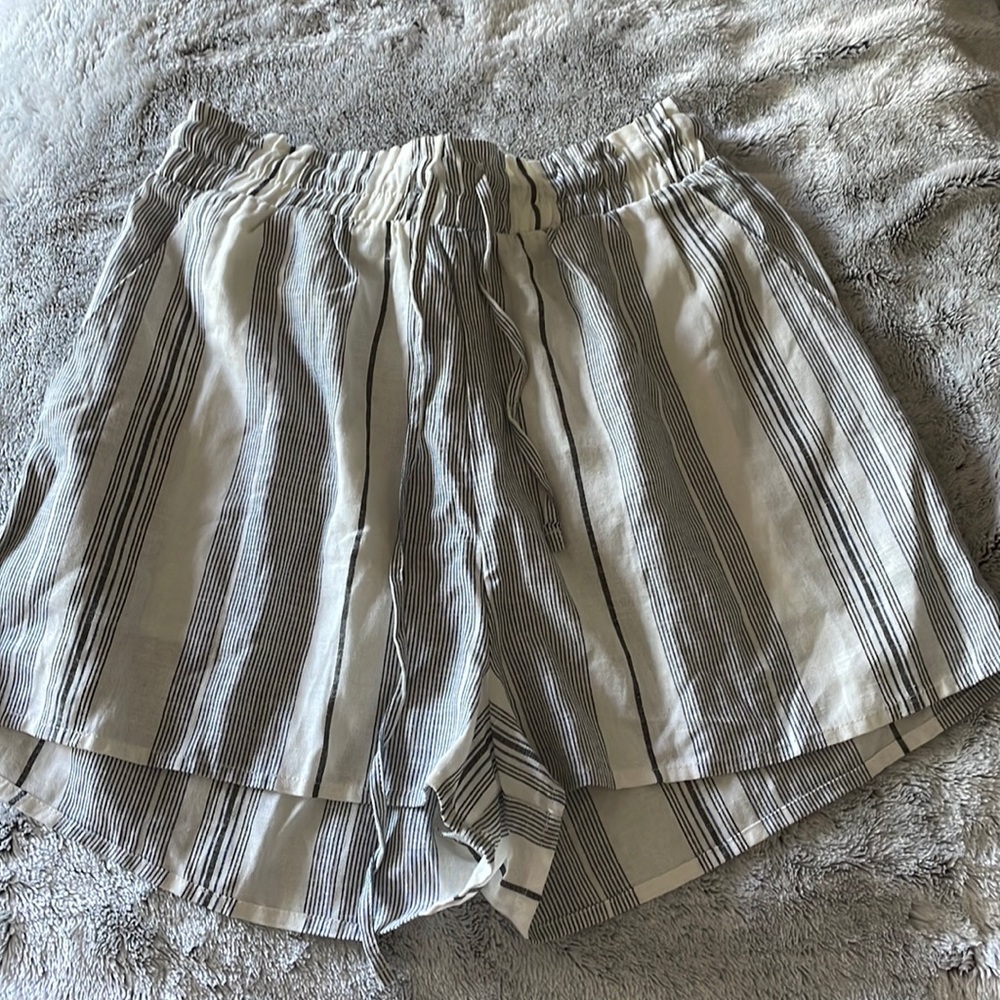 🩵-NWT-🩵 shorts!